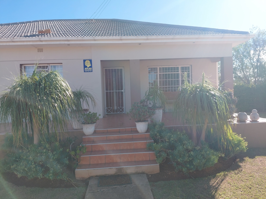 3 Bedroom Property for Sale in Despatch Central Eastern Cape